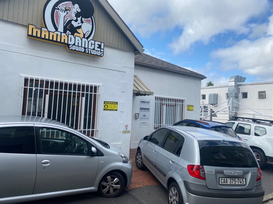 Commercial Property for Sale in Gardens Western Cape